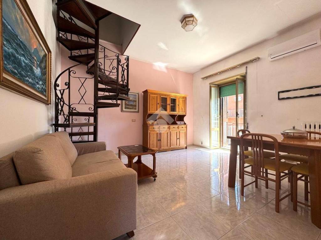 appartamento in vendita a Monterotondo in zona Stazione