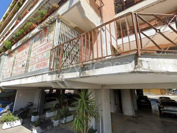 negozio in vendita a Monterotondo in zona Stazione