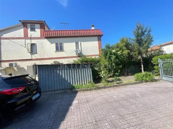 appartamento in vendita a Monterotondo in zona Stazione