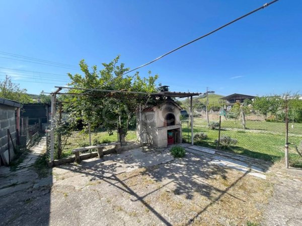 appartamento in vendita a Monterotondo in zona Stazione