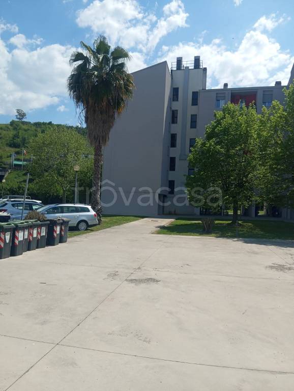 appartamento in vendita a Monterotondo in zona Stazione