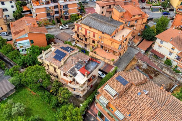 appartamento in vendita a Monterotondo in zona Stazione