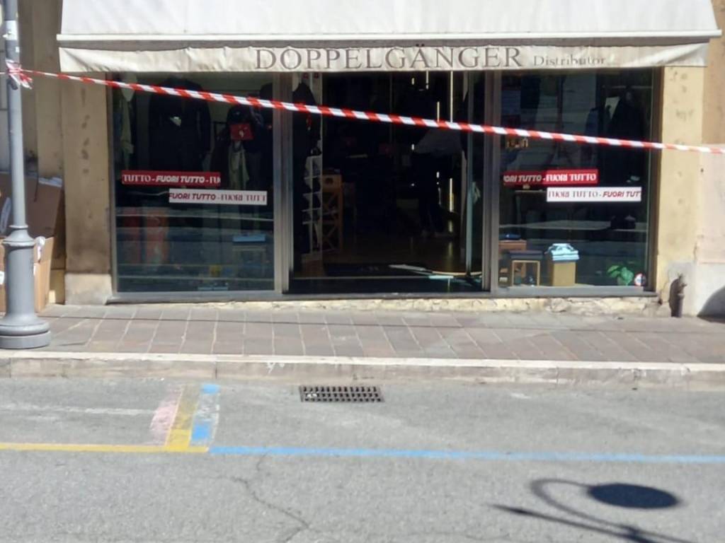 negozio in vendita a Monterotondo