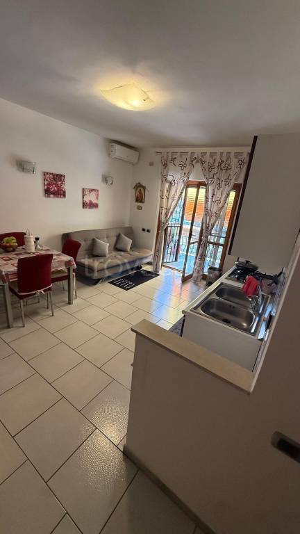 appartamento in vendita a Monterotondo in zona Stazione