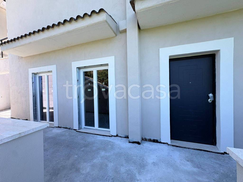 appartamento in vendita a Monterotondo in zona Cerqueto