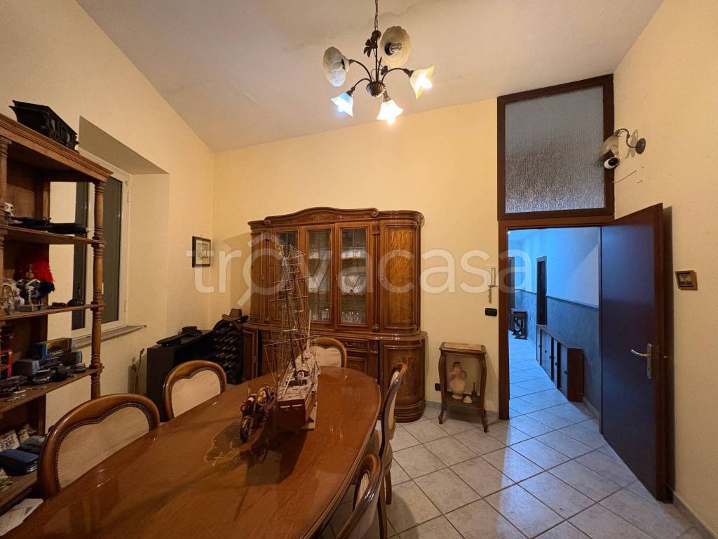 appartamento in vendita a Monterotondo in zona Cerqueto