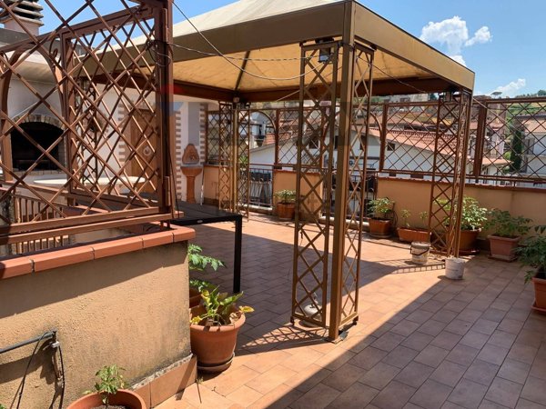 appartamento in vendita a Monterotondo in zona Stazione