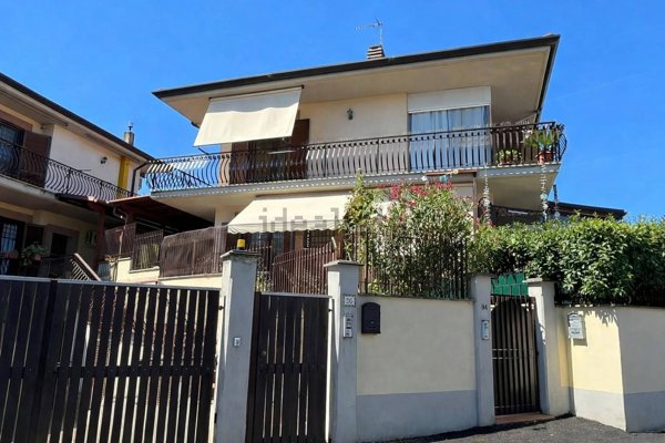casa indipendente in vendita a Monterotondo