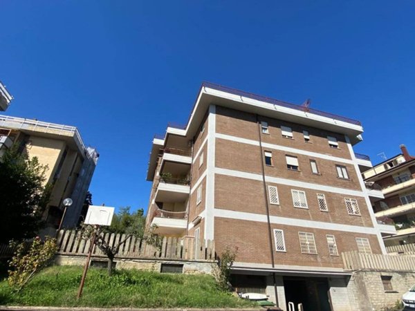 appartamento in vendita a Monterotondo in zona San Martino