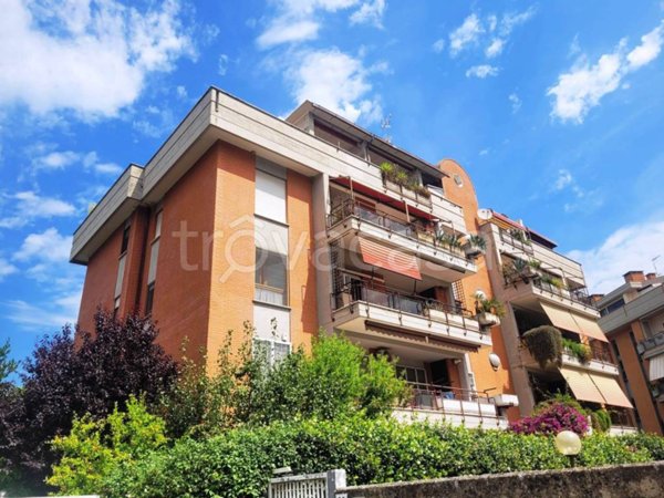 appartamento in vendita a Monterotondo in zona Stazione