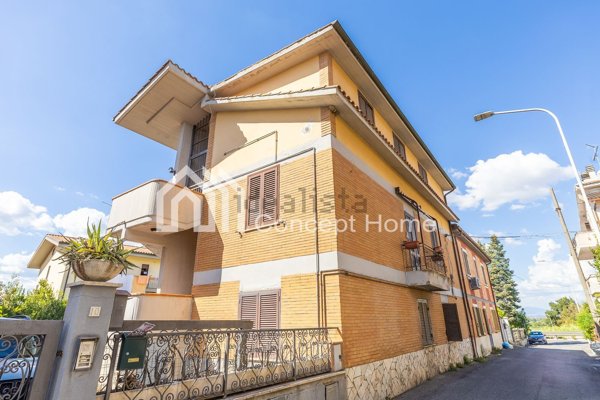 appartamento in vendita a Monterotondo in zona San Martino