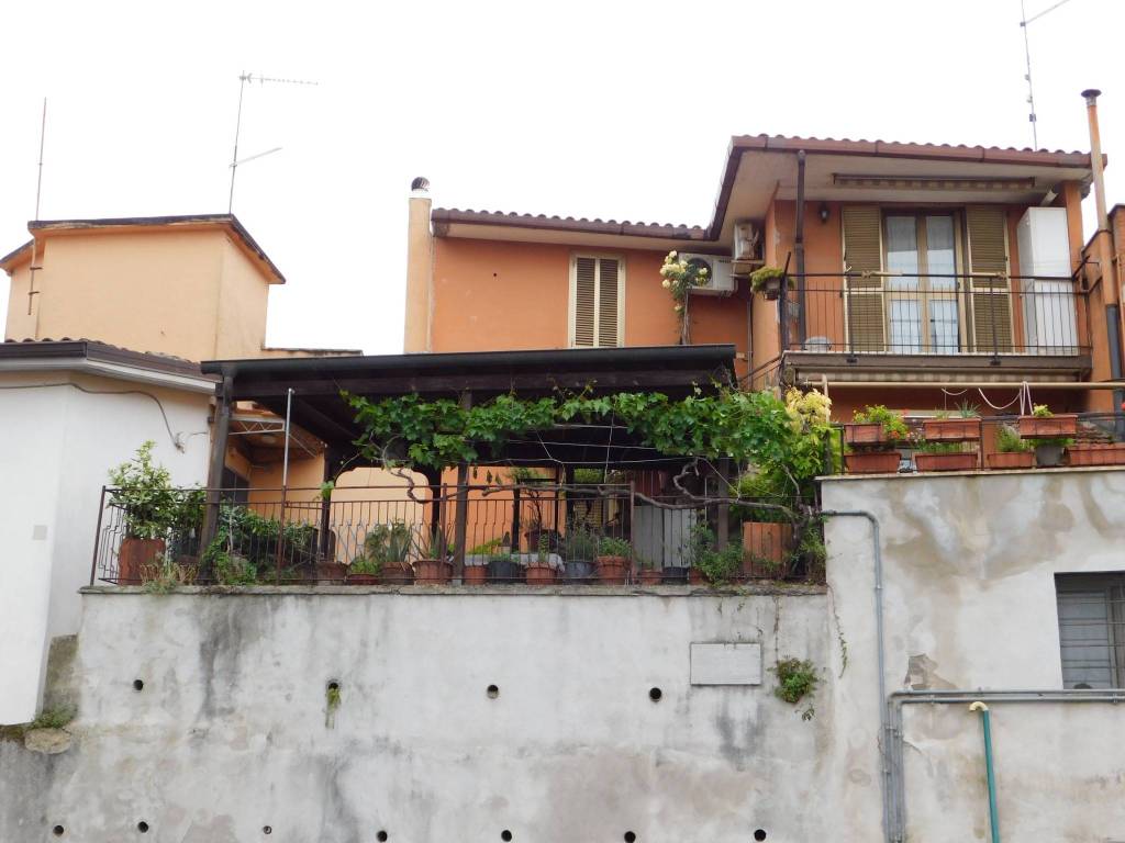 casa indipendente in vendita a Monterotondo in zona Cerqueto