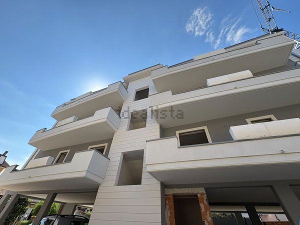appartamento in vendita a Monterotondo in zona Stazione