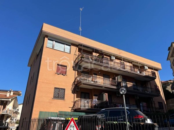 appartamento in vendita a Monterotondo in zona Cerqueto