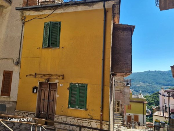 appartamento in vendita a Montorio Romano