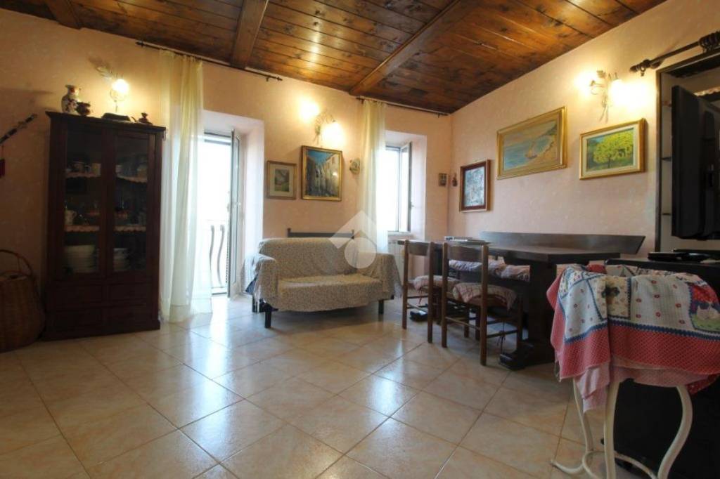 appartamento in vendita a Montorio Romano