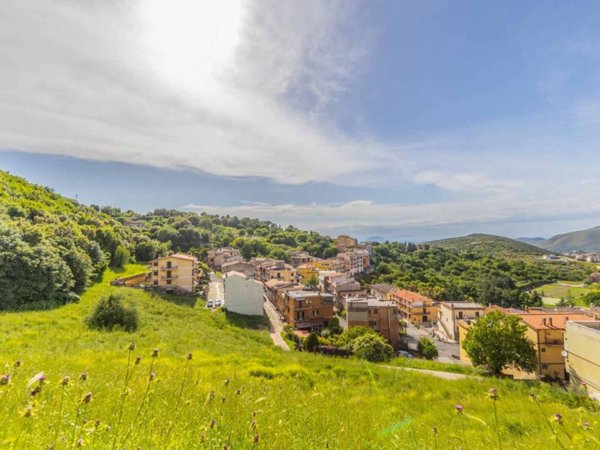 appartamento in vendita a Montorio Romano