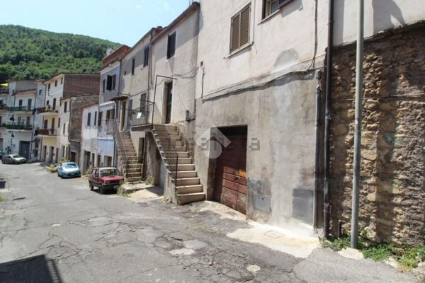appartamento in vendita a Montorio Romano