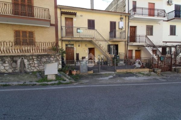 appartamento in vendita a Montorio Romano