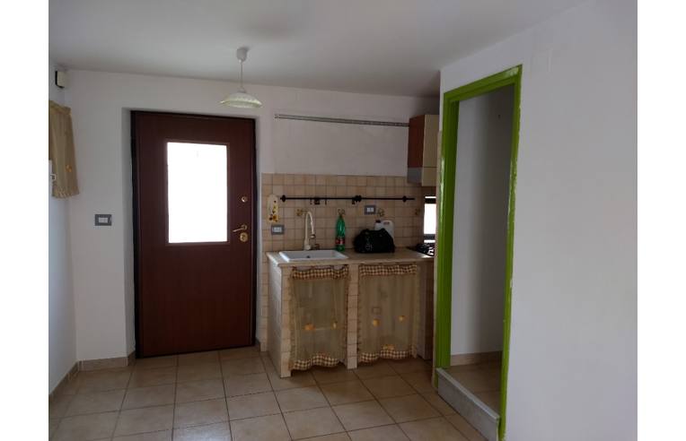 intera palazzina in vendita a Montorio Romano