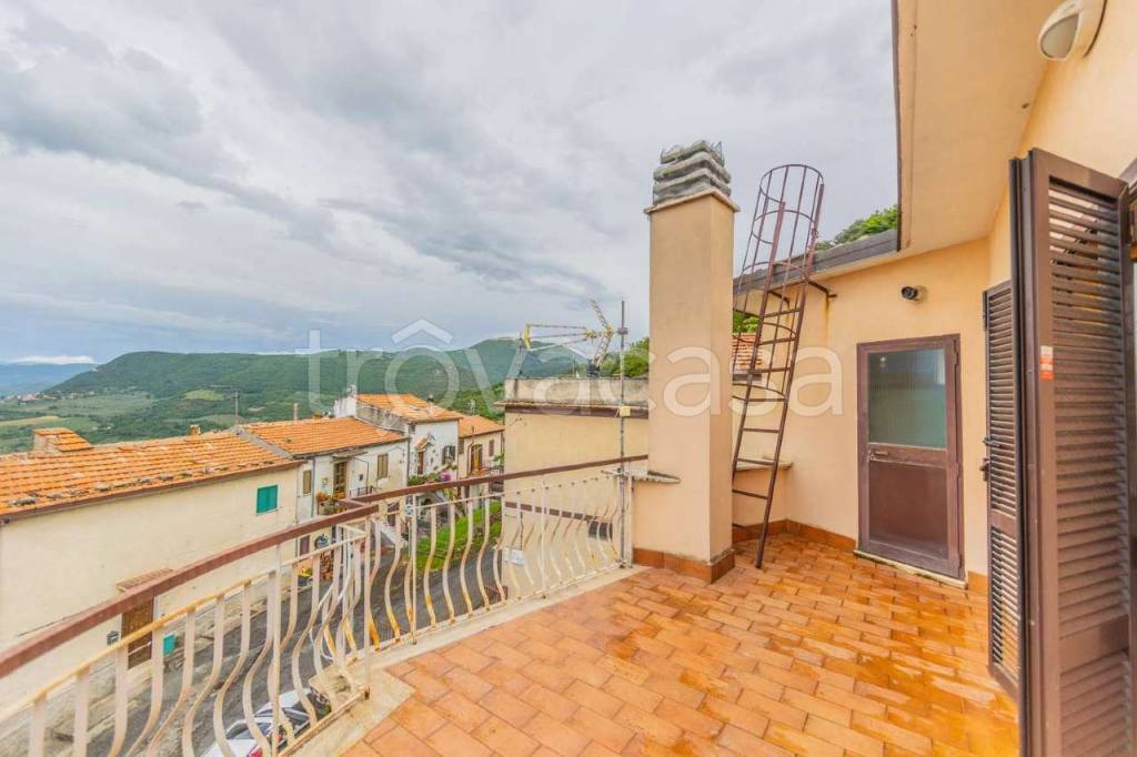 appartamento in vendita a Montorio Romano