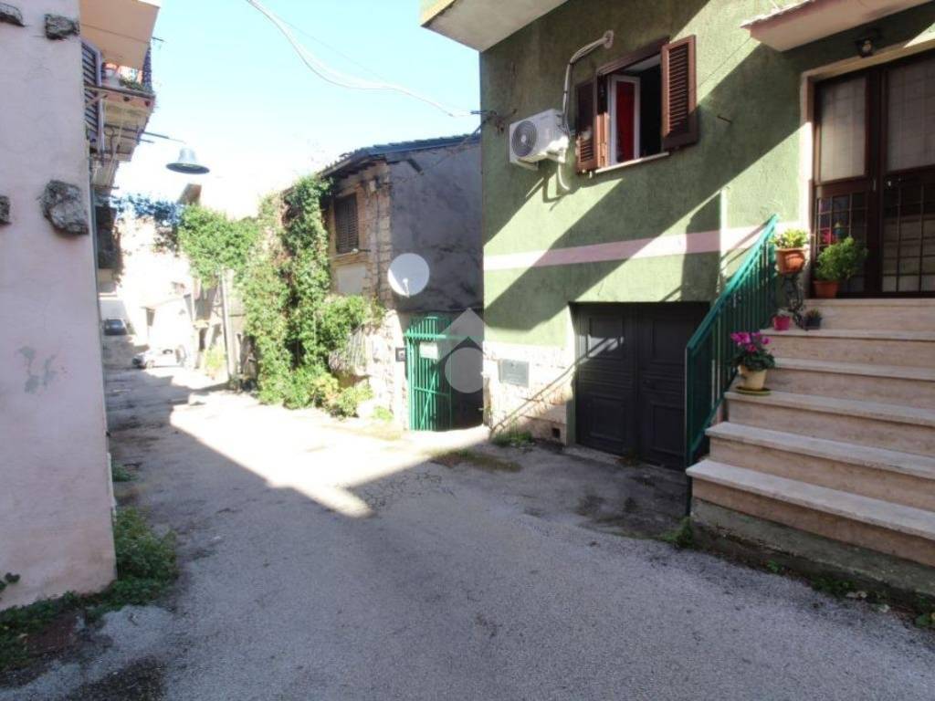 appartamento in vendita a Montorio Romano