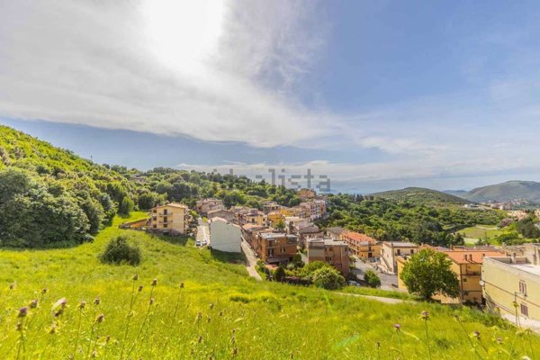 appartamento in vendita a Montorio Romano