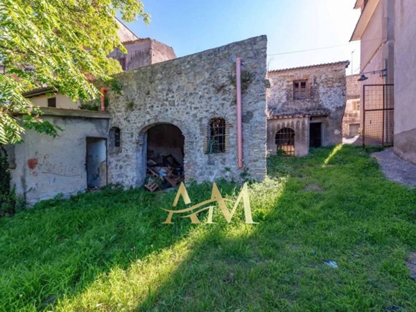 casa indipendente in vendita a Montorio Romano