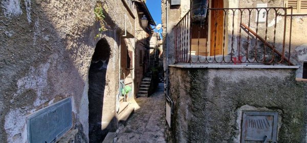 appartamento in vendita a Montorio Romano