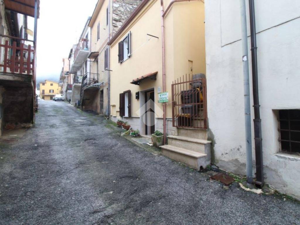 appartamento in vendita a Montorio Romano