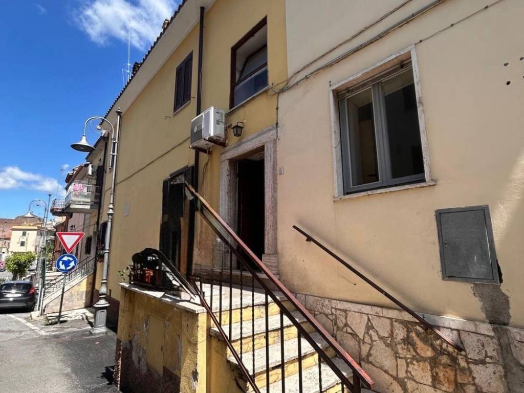 appartamento in vendita a Montorio Romano