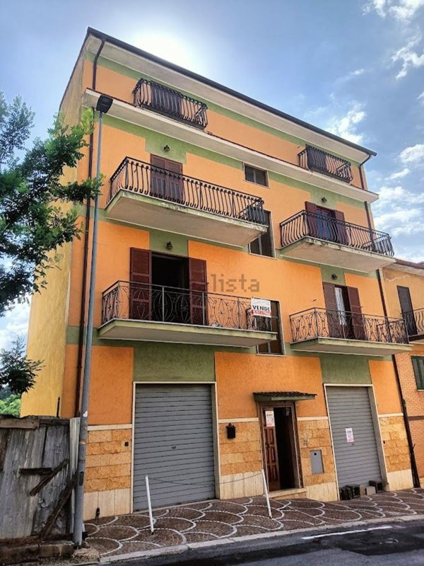 appartamento in vendita a Montorio Romano