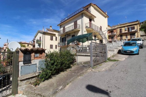 appartamento in vendita a Montorio Romano
