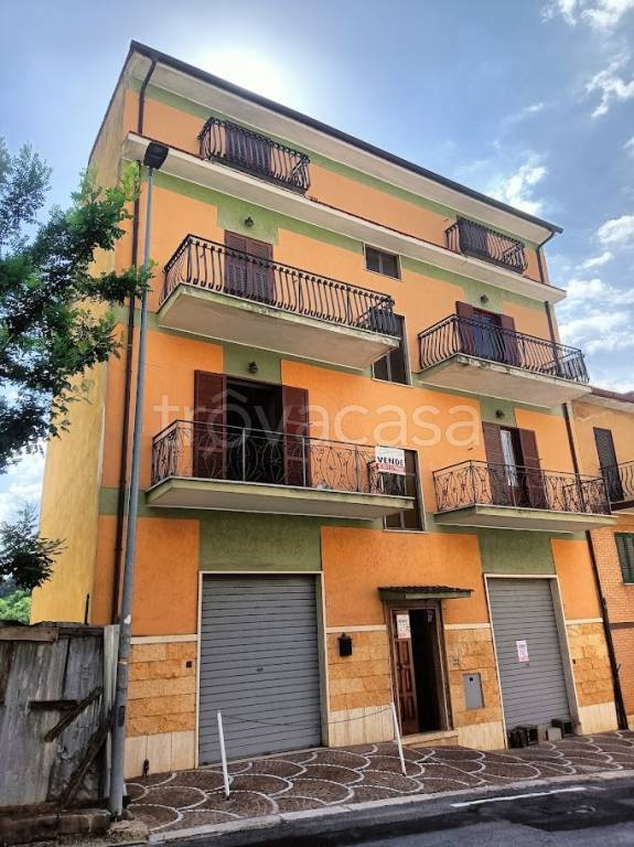 appartamento in vendita a Montorio Romano