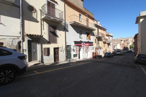 appartamento in vendita a Montorio Romano