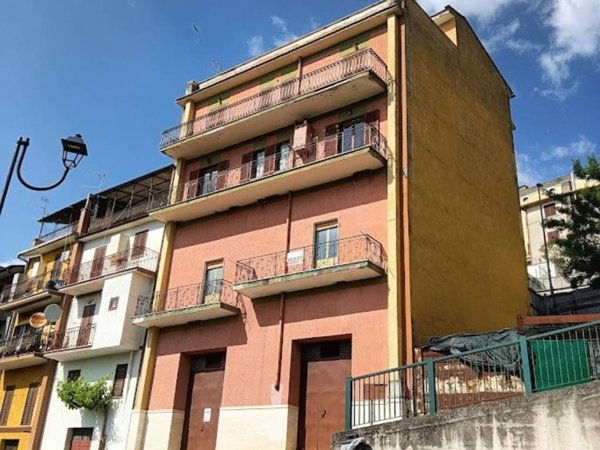 casa indipendente in vendita a Montorio Romano