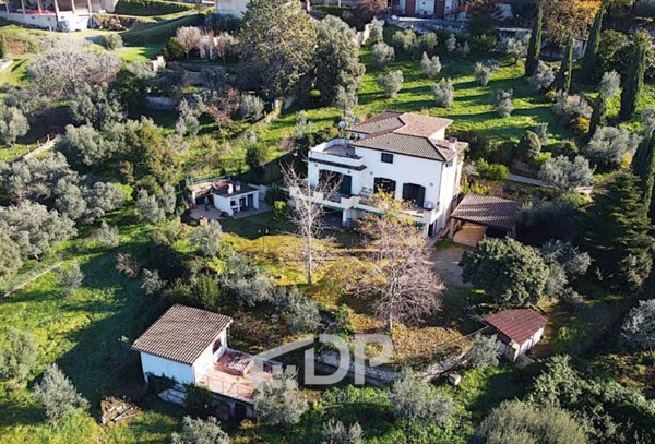 casa indipendente in vendita a Moricone