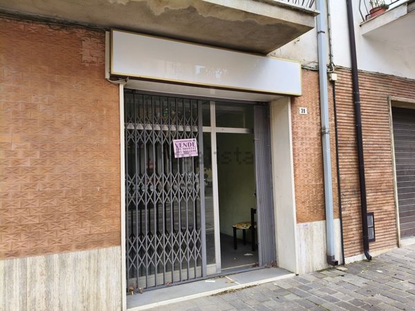 locale commerciale in vendita a Moricone