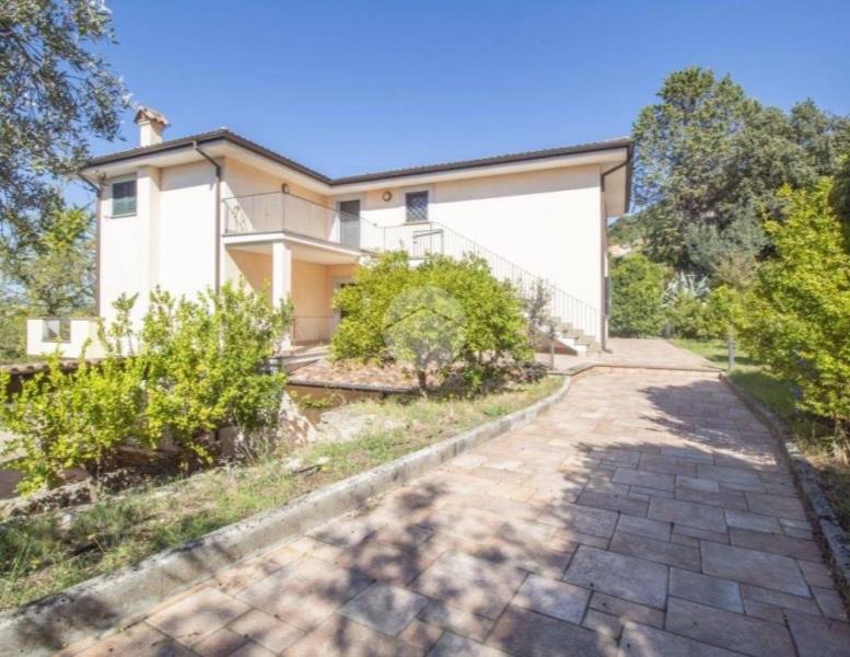 casa indipendente in vendita a Moricone