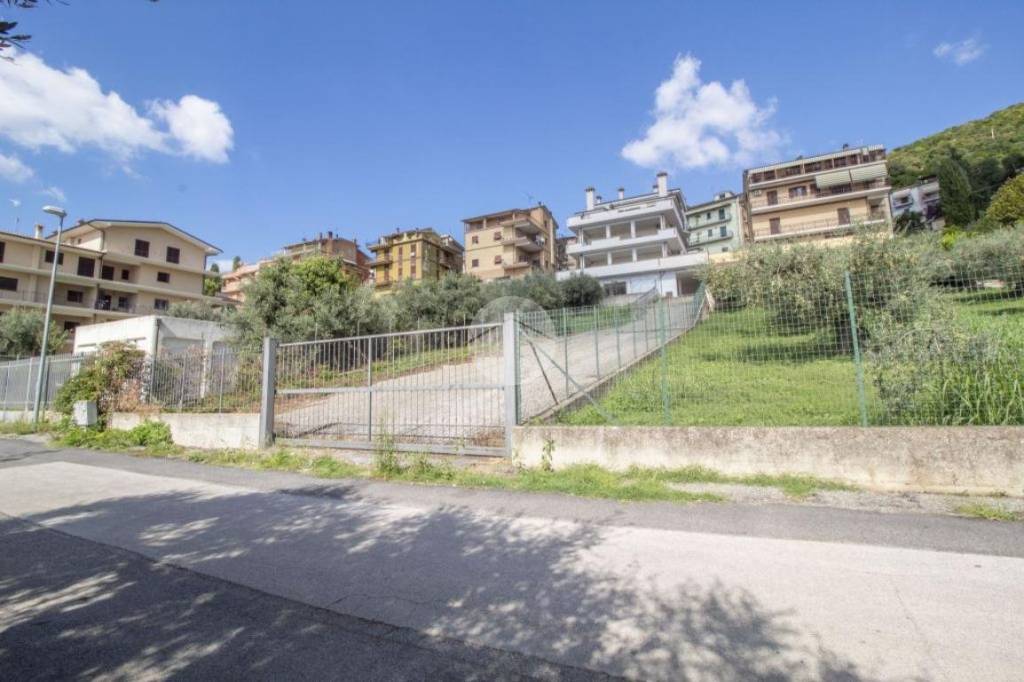 casa semindipendente in vendita a Moricone