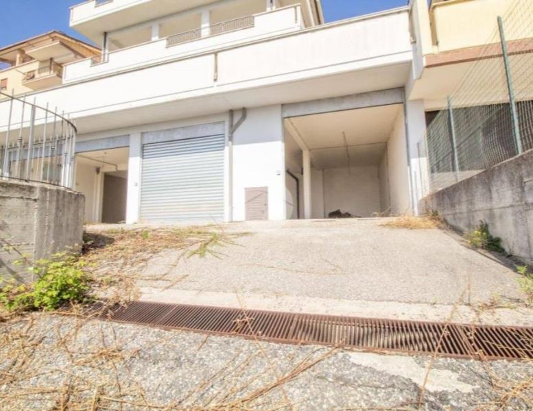 casa semindipendente in vendita a Moricone