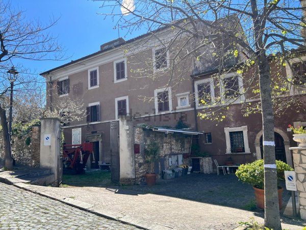 casa indipendente in vendita a Moricone