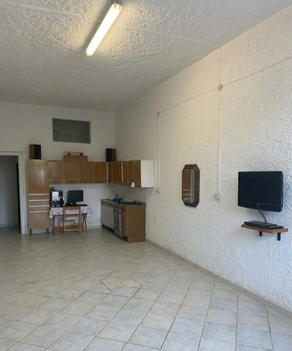 locale di sgombero in vendita a Moricone