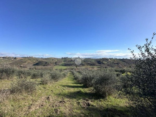 terreno edificabile in vendita a Morlupo