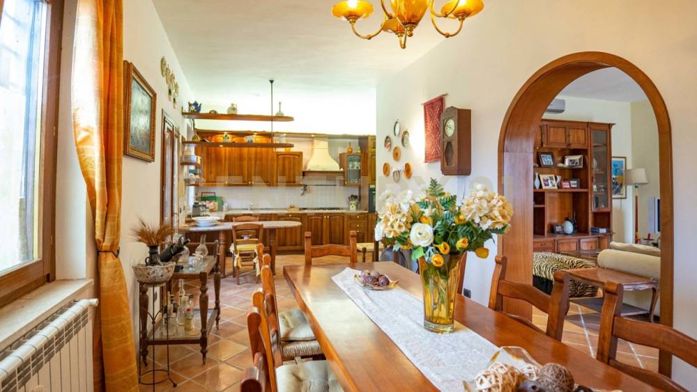 casa indipendente in vendita a Morlupo
