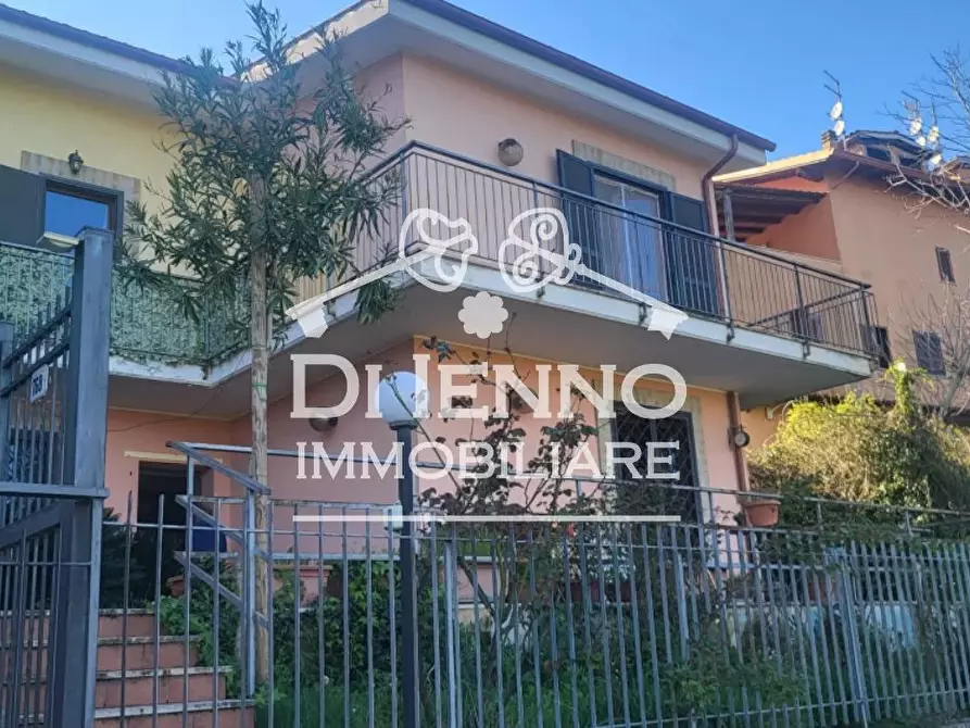 casa indipendente in vendita a Morlupo