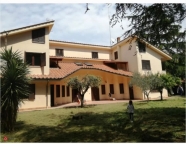 casa indipendente in vendita a Morlupo