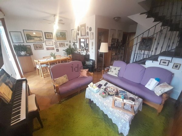 casa indipendente in vendita a Morlupo