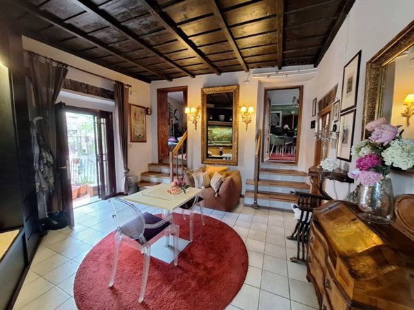 casa indipendente in vendita a Morlupo