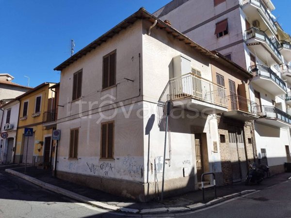 casa indipendente in vendita a Morlupo